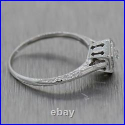 1930's Antique Art Deco 18k White Gold 0.15ct Diamond Filigree Ring