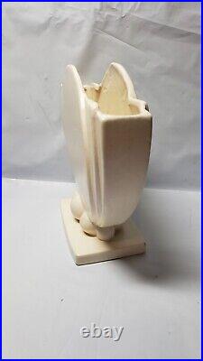 Art deco Beige Flower Vase Neutral Off White Vintage 1930's