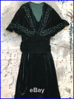 Vintage 1930s Hunter Green Silk Velvet Dress Voided Art Deco Capelet Belt VTG