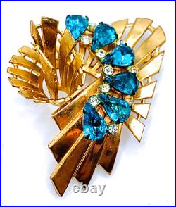 Vintage Art Deco Gold Tone Aqua Pear Rhinestone Abstract 3D Modernist Brooch Pin
