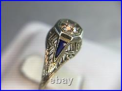 Vintage ArtDeco 18k White Gold Round Old European Diamond Sapphire Filigree Ring