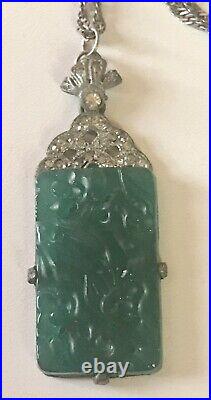 Vintage Green Carved Art Deco Pendant Necklace